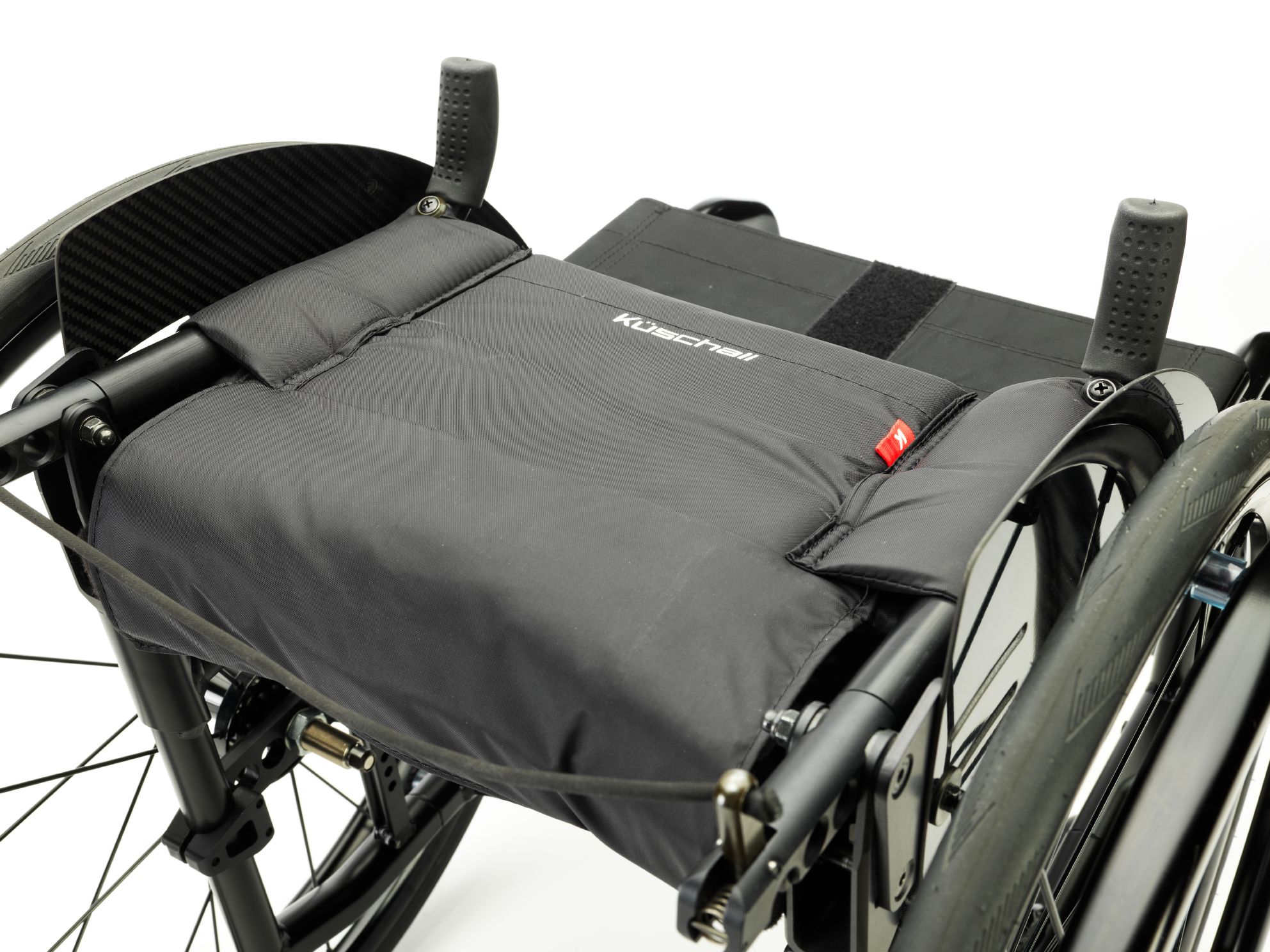 Активное кресло-коляска повышенной надежности и функциональности Compact