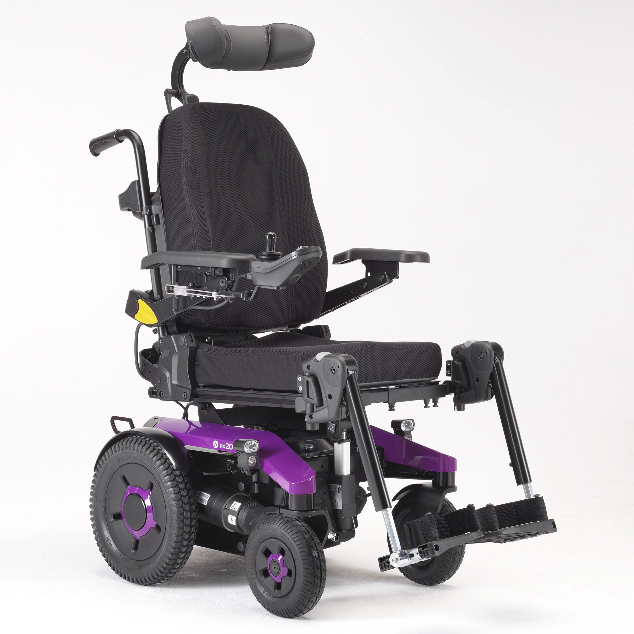Кресло колесное с электроприводом Invacare AVIVA RX20 (базовая комплектация)